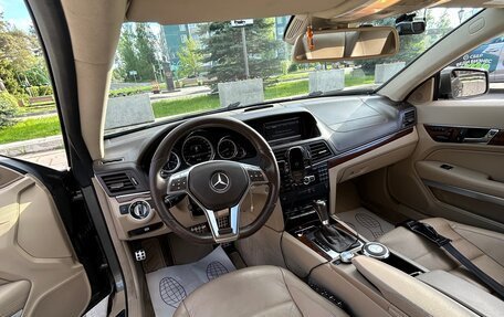 Mercedes-Benz E-Класс, 2012 год, 1 580 000 рублей, 10 фотография