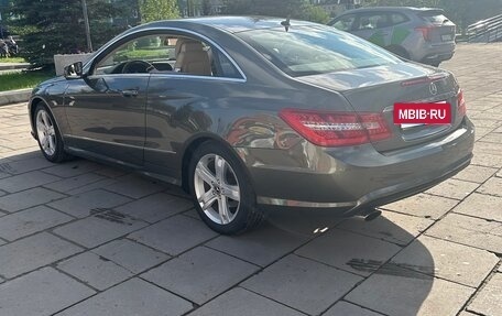 Mercedes-Benz E-Класс, 2012 год, 1 580 000 рублей, 4 фотография