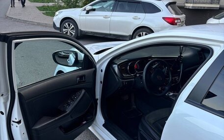 KIA K5 I рестайлинг, 2011 год, 1 250 000 рублей, 7 фотография