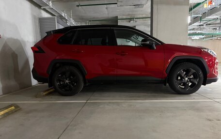 Toyota RAV4, 2021 год, 4 490 000 рублей, 2 фотография