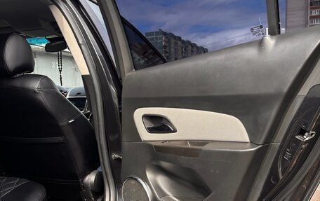 Chevrolet Cruze II, 2013 год, 800 000 рублей, 6 фотография