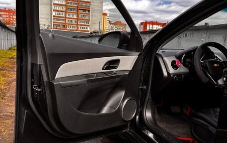 Chevrolet Cruze II, 2013 год, 800 000 рублей, 7 фотография