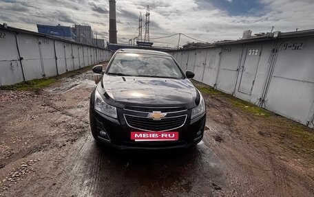 Chevrolet Cruze II, 2013 год, 800 000 рублей, 10 фотография