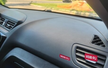 KIA Rio III рестайлинг, 2016 год, 1 000 000 рублей, 17 фотография