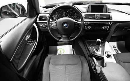 BMW 3 серия, 2015 год, 1 895 000 рублей, 12 фотография