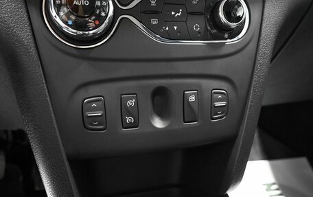 Renault Sandero II рестайлинг, 2017 год, 1 145 000 рублей, 19 фотография