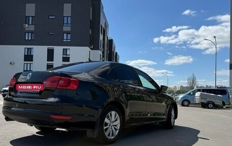 Volkswagen Jetta VI, 2013 год, 1 049 000 рублей, 6 фотография
