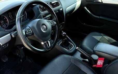 Volkswagen Jetta VI, 2013 год, 1 049 000 рублей, 17 фотография