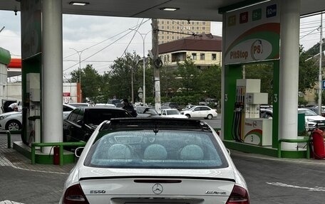 Mercedes-Benz E-Класс, 2004 год, 1 100 000 рублей, 2 фотография