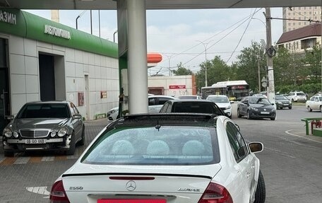 Mercedes-Benz E-Класс, 2004 год, 1 100 000 рублей, 5 фотография