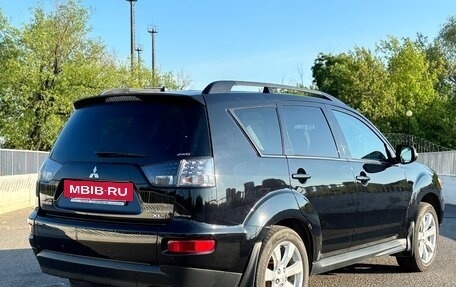 Mitsubishi Outlander III рестайлинг 3, 2011 год, 1 550 000 рублей, 3 фотография