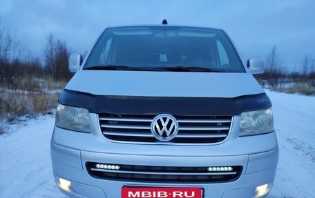 Volkswagen Multivan T5, 2004 год, 1 440 000 рублей, 2 фотография