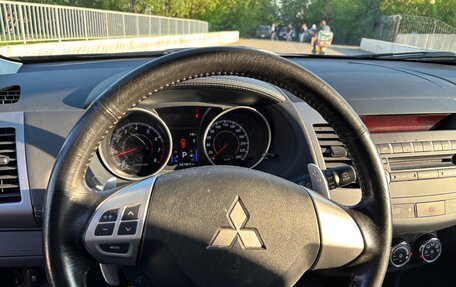 Mitsubishi Outlander III рестайлинг 3, 2011 год, 1 550 000 рублей, 8 фотография