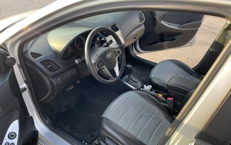 Hyundai Solaris II рестайлинг, 2016 год, 1 140 000 рублей, 12 фотография