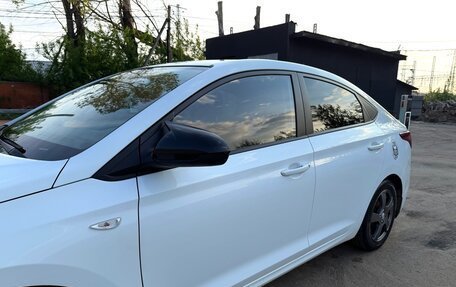 Hyundai Solaris II рестайлинг, 2017 год, 1 200 000 рублей, 5 фотография