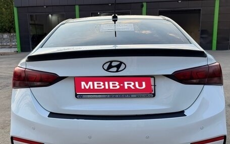 Hyundai Solaris II рестайлинг, 2017 год, 1 200 000 рублей, 8 фотография