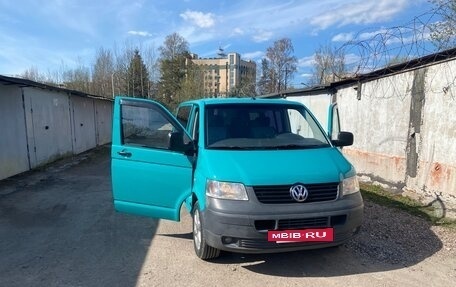 Volkswagen Transporter T5 рестайлинг, 2009 год, 1 250 000 рублей, 3 фотография