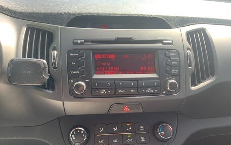 KIA Sportage III, 2011 год, 900 000 рублей, 20 фотография