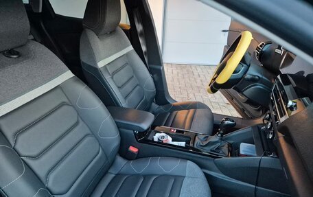 Citroen C4, 2023 год, 2 723 000 рублей, 5 фотография