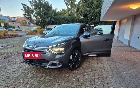 Citroen C4, 2023 год, 2 723 000 рублей, 3 фотография