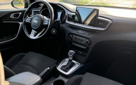 KIA cee'd III, 2019 год, 1 800 000 рублей, 9 фотография