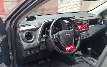 Toyota RAV4, 2016 год, 2 200 000 рублей, 4 фотография
