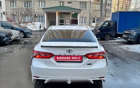 Toyota Camry, 2017 год, 2 200 000 рублей, 5 фотография