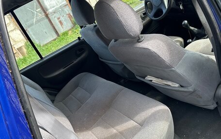 KIA Sportage IV рестайлинг, 2002 год, 200 000 рублей, 18 фотография