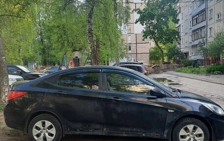 Hyundai Solaris II рестайлинг, 2012 год, 415 000 рублей, 3 фотография