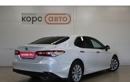 Toyota Camry, 2019 год, 2 219 000 рублей, 3 фотография