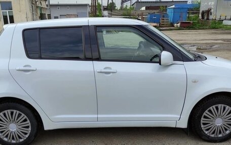Suzuki Swift III, 2010 год, 720 000 рублей, 4 фотография