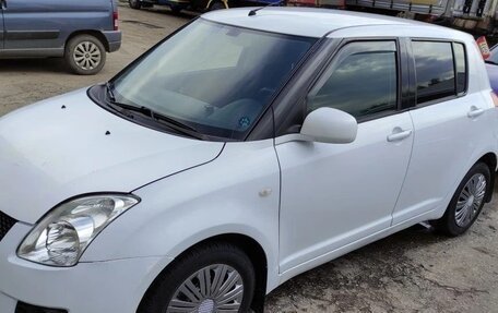 Suzuki Swift III, 2010 год, 720 000 рублей, 13 фотография