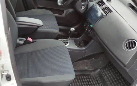 Suzuki Swift III, 2010 год, 720 000 рублей, 24 фотография