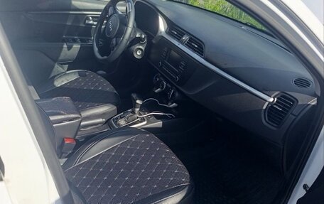 KIA Rio IV, 2021 год, 1 350 000 рублей, 6 фотография