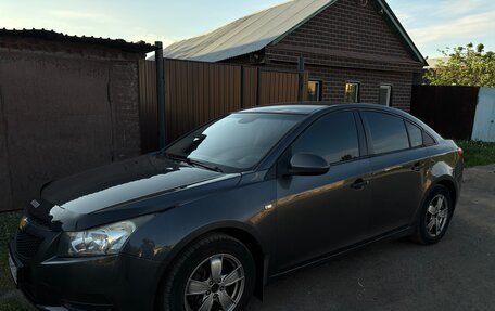 Chevrolet Cruze II, 2010 год, 460 000 рублей, 2 фотография