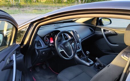 Opel Astra J, 2012 год, 670 000 рублей, 5 фотография