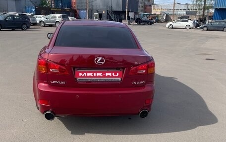 Lexus IS II рестайлинг 2, 2006 год, 1 300 000 рублей, 16 фотография