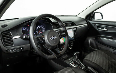 KIA Rio IV, 2017 год, 999 700 рублей, 11 фотография