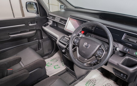 Honda Stepwgn IV, 2019 год, 2 589 000 рублей, 8 фотография
