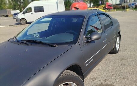 Dodge Stratus II, 1998 год, 330 000 рублей, 4 фотография