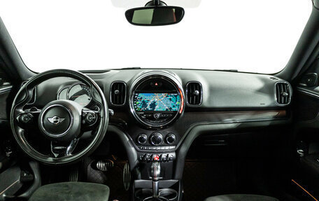 MINI Countryman II (F60), 2017 год, 2 595 000 рублей, 13 фотография