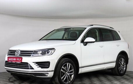 Volkswagen Touareg III, 2016 год, 3 299 000 рублей, 1 фотография