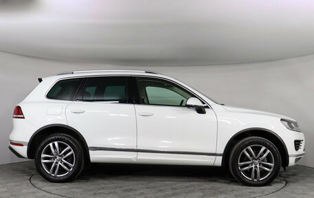 Volkswagen Touareg III, 2016 год, 3 299 000 рублей, 4 фотография