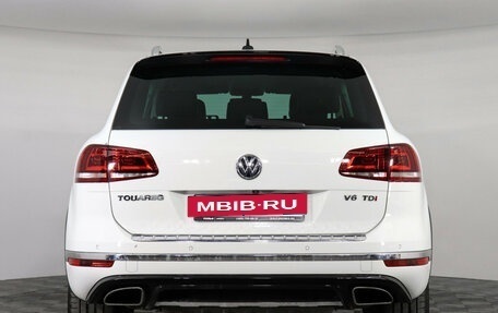 Volkswagen Touareg III, 2016 год, 3 299 000 рублей, 6 фотография