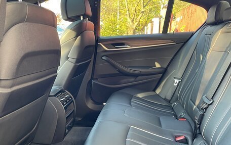 BMW 5 серия, 2018 год, 4 900 000 рублей, 16 фотография