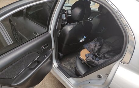 Hyundai Sonata IV рестайлинг, 2004 год, 250 000 рублей, 16 фотография