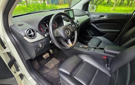 Mercedes-Benz B-Класс, 2018 год, 1 950 000 рублей, 13 фотография
