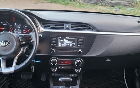 KIA Rio IV, 2021 год, 1 550 000 рублей, 7 фотография