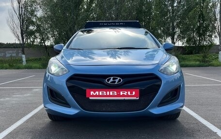 Hyundai i30 II рестайлинг, 2012 год, 800 000 рублей, 2 фотография