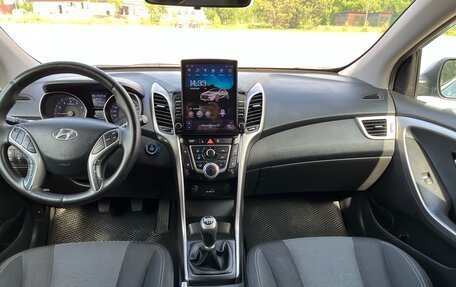 Hyundai i30 II рестайлинг, 2012 год, 800 000 рублей, 13 фотография